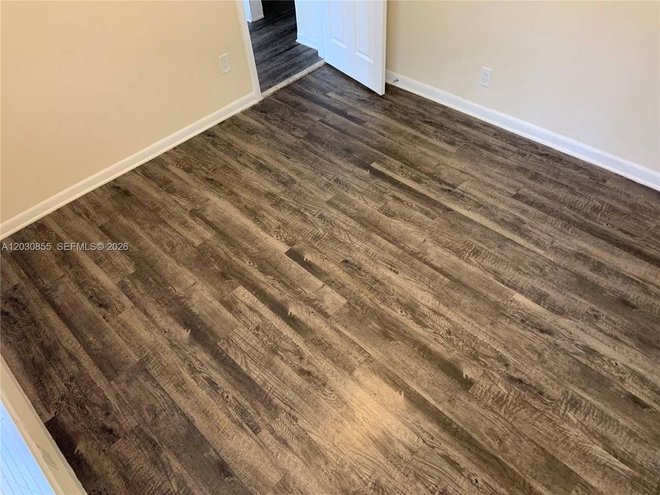 For Rent: $1,600 (1 beds, 1 baths, 9066 Square Feet)
