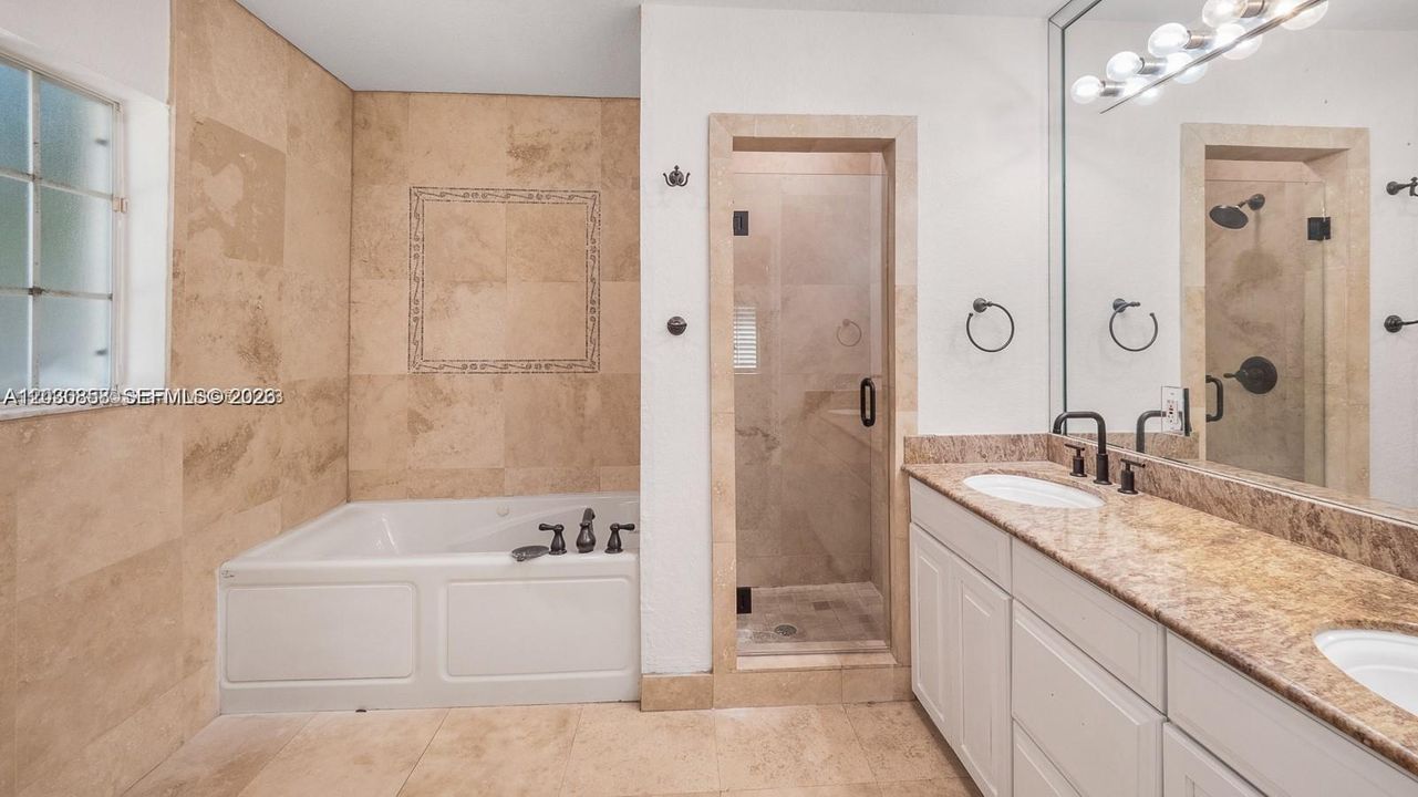 For Rent: $3,900 (3 beds, 2 baths, 2022 Square Feet)