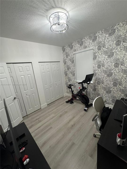 For Sale: $530,000 (3 beds, 2 baths, 1990 Square Feet)