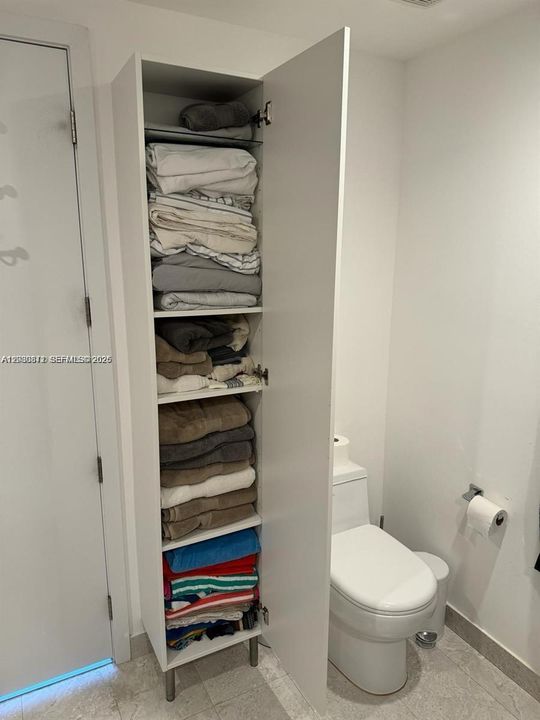 For Rent: $5,750 (2 beds, 2 baths, 1178 Square Feet)