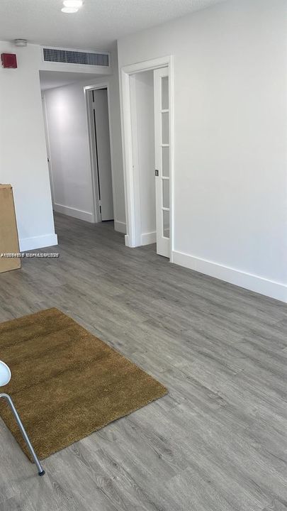 В аренду: $1,800 (0 спален, 1 ванн, 577 Квадратных фут)