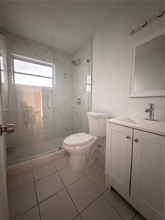 For Rent: $2,550 (2 beds, 1 baths, 763 Square Feet)