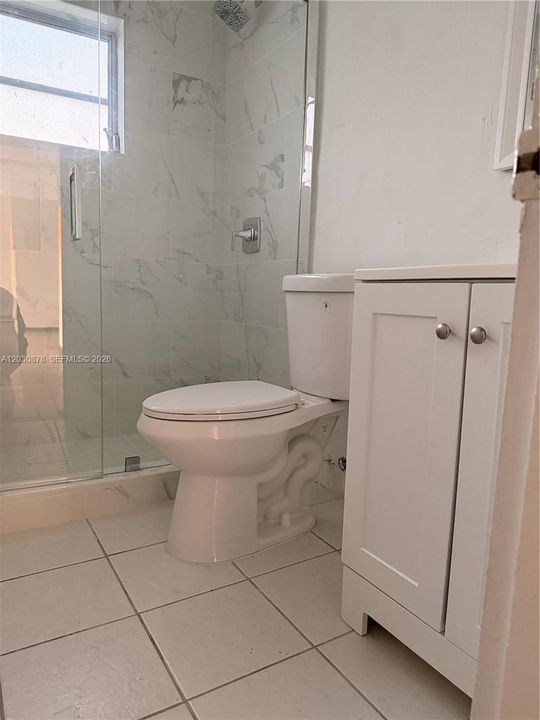 For Rent: $2,550 (2 beds, 1 baths, 763 Square Feet)