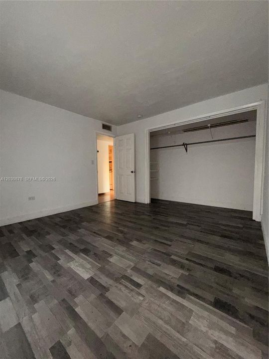 For Rent: $2,550 (2 beds, 1 baths, 763 Square Feet)