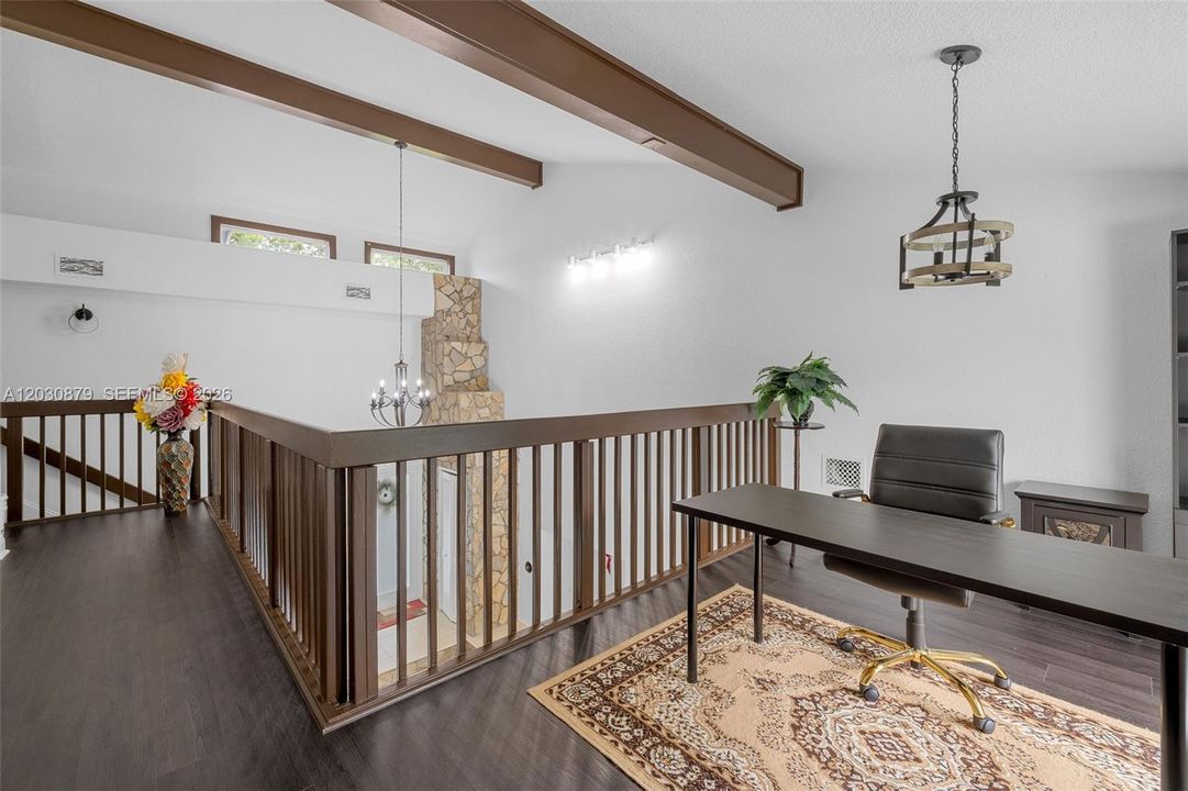 For Rent: $4,150 (4 beds, 2 baths, 1988 Square Feet)
