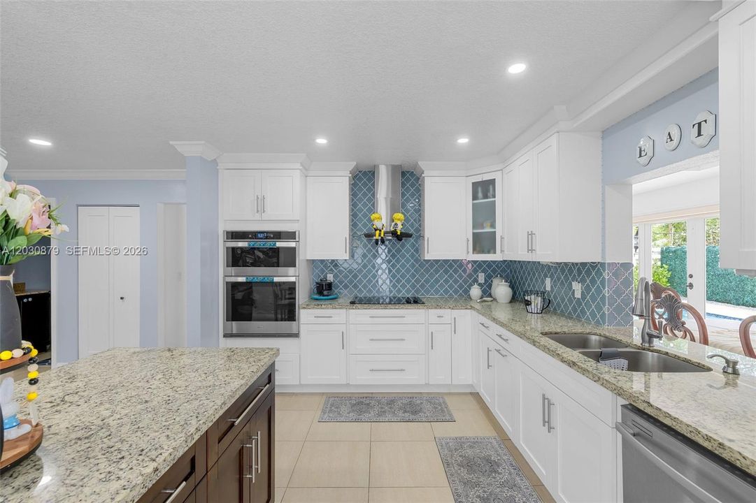 For Rent: $4,150 (4 beds, 2 baths, 1988 Square Feet)