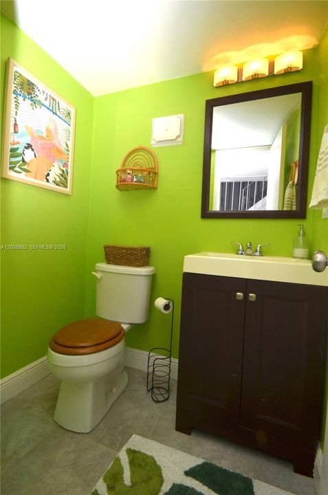 For Sale: $180,000 (2 beds, 1 baths, 1020 Square Feet)