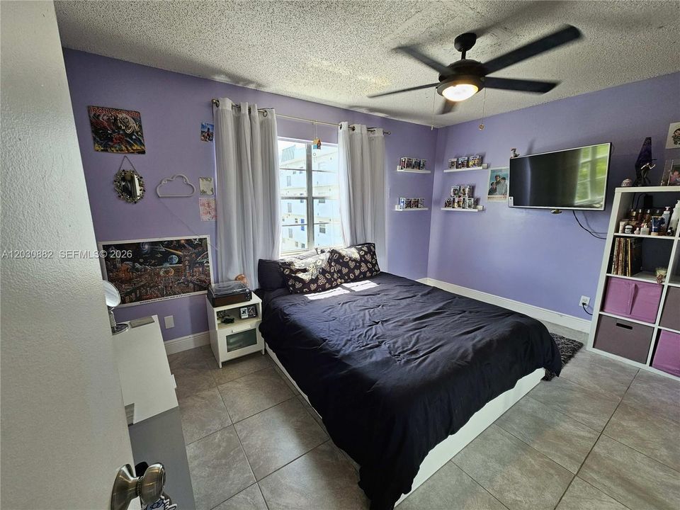 For Sale: $180,000 (2 beds, 1 baths, 1020 Square Feet)