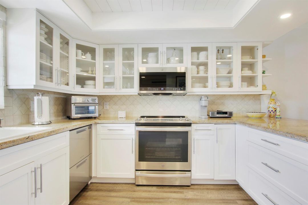 Room to Bake Pies from Scratch!