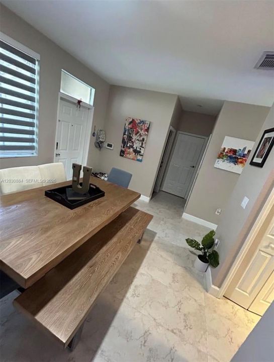 En Venta: $525,000 (3 camas, 2 baños, 1476 Pies cuadrados)