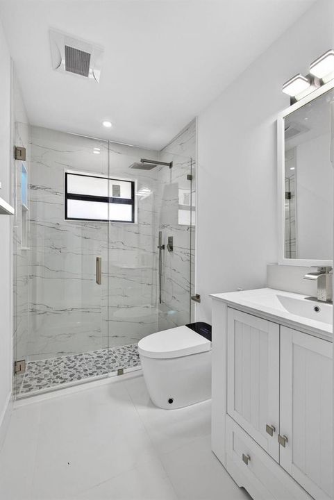 Full Bath 2
