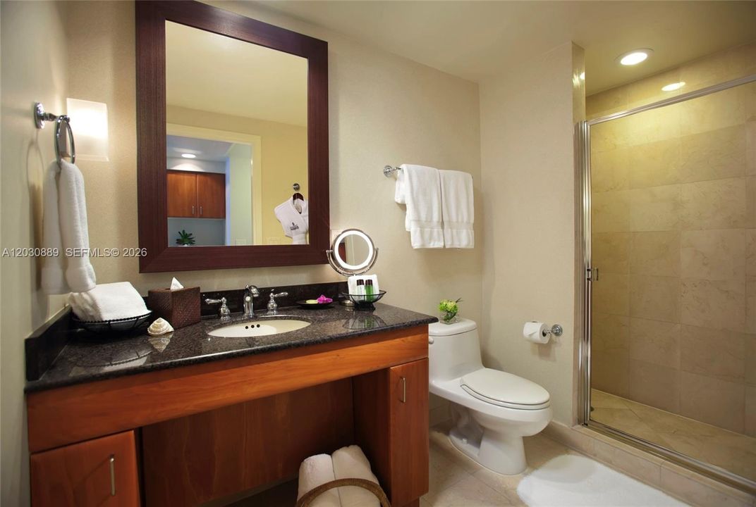 For Sale: $220,000 (0 beds, 1 baths, 551 Square Feet)