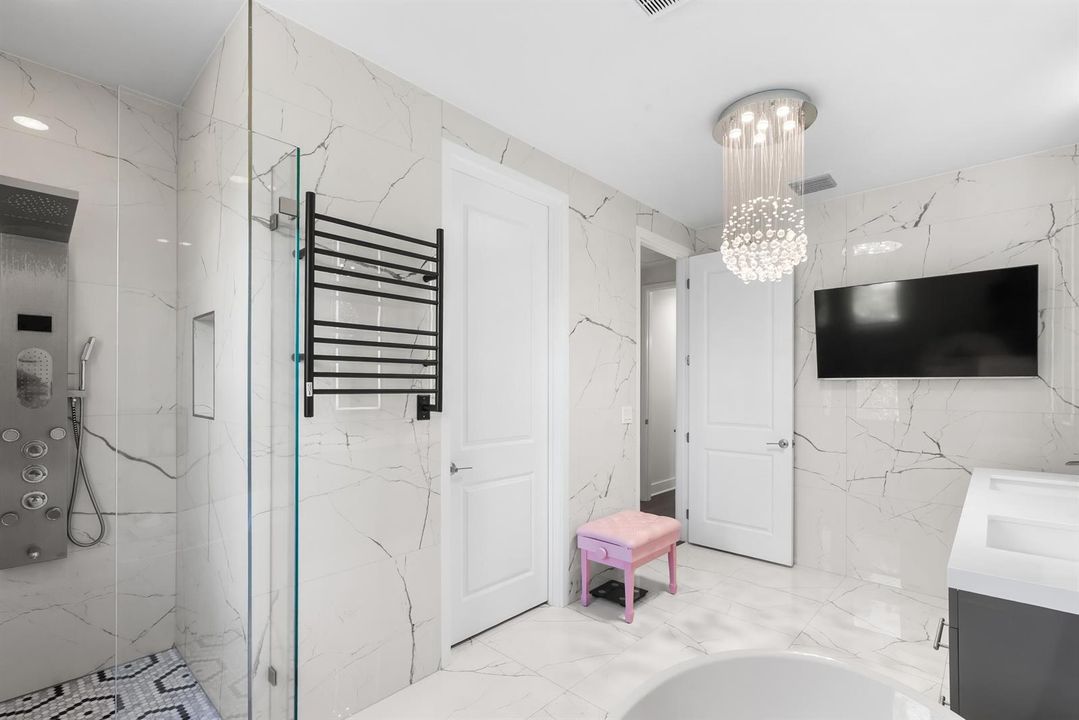 26 Master Bathroom 2