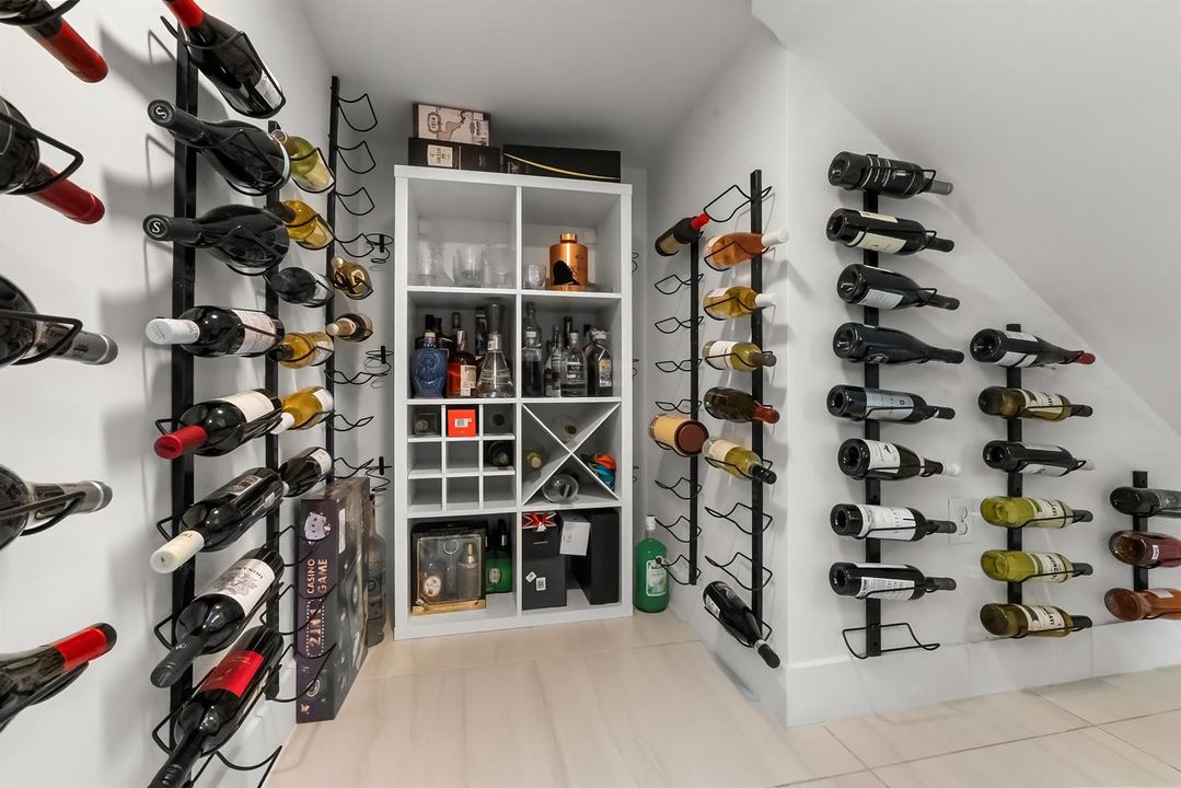 10 Wine Cellar