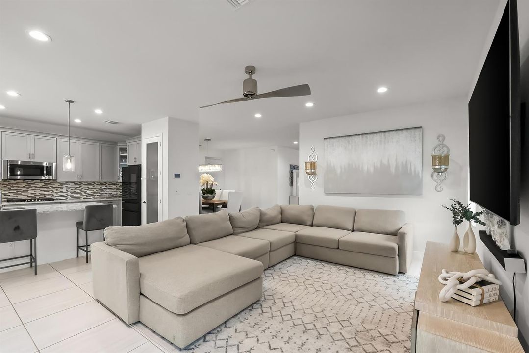 18 Main Living Room 1