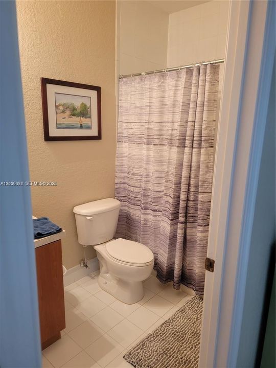 В аренду: $2,550 (3 спален, 3 ванн, 1704 Квадратных фут)