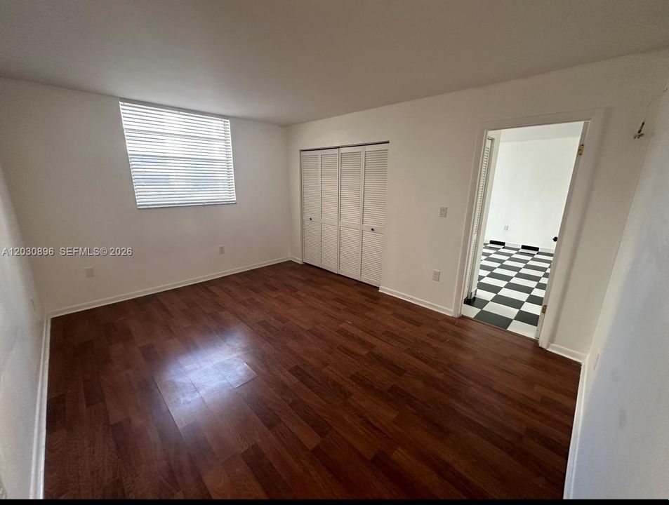 В аренду: $2,400 (2 спален, 2 ванн, 1037 Квадратных фут)