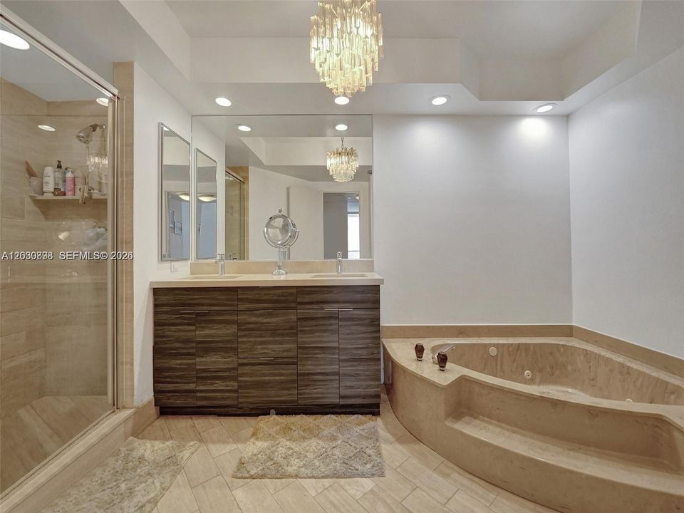 For Sale: $499,000 (2 beds, 2 baths, 1560 Square Feet)