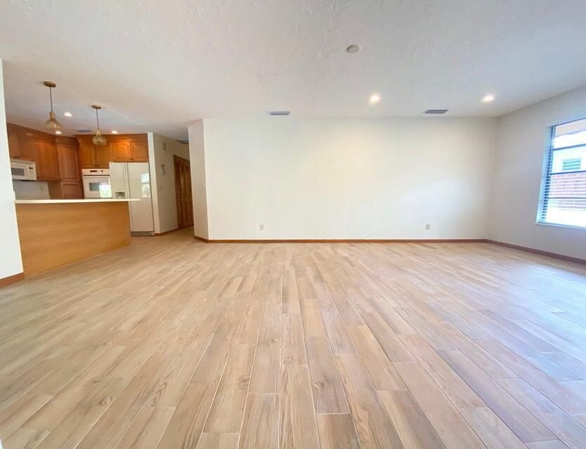 Living area 5585