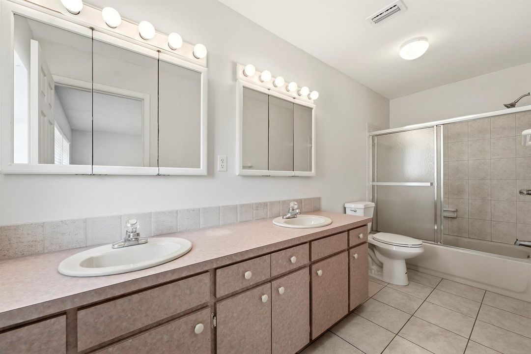 Guest House Primary Bath