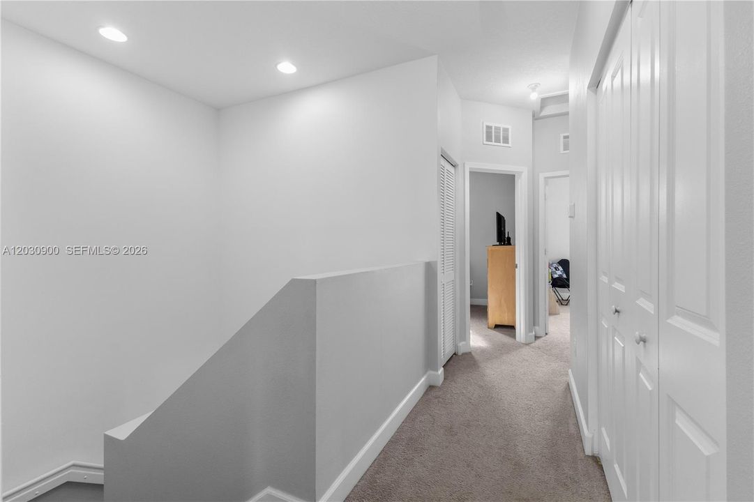 For Sale: $525,000 (3 beds, 2 baths, 1642 Square Feet)