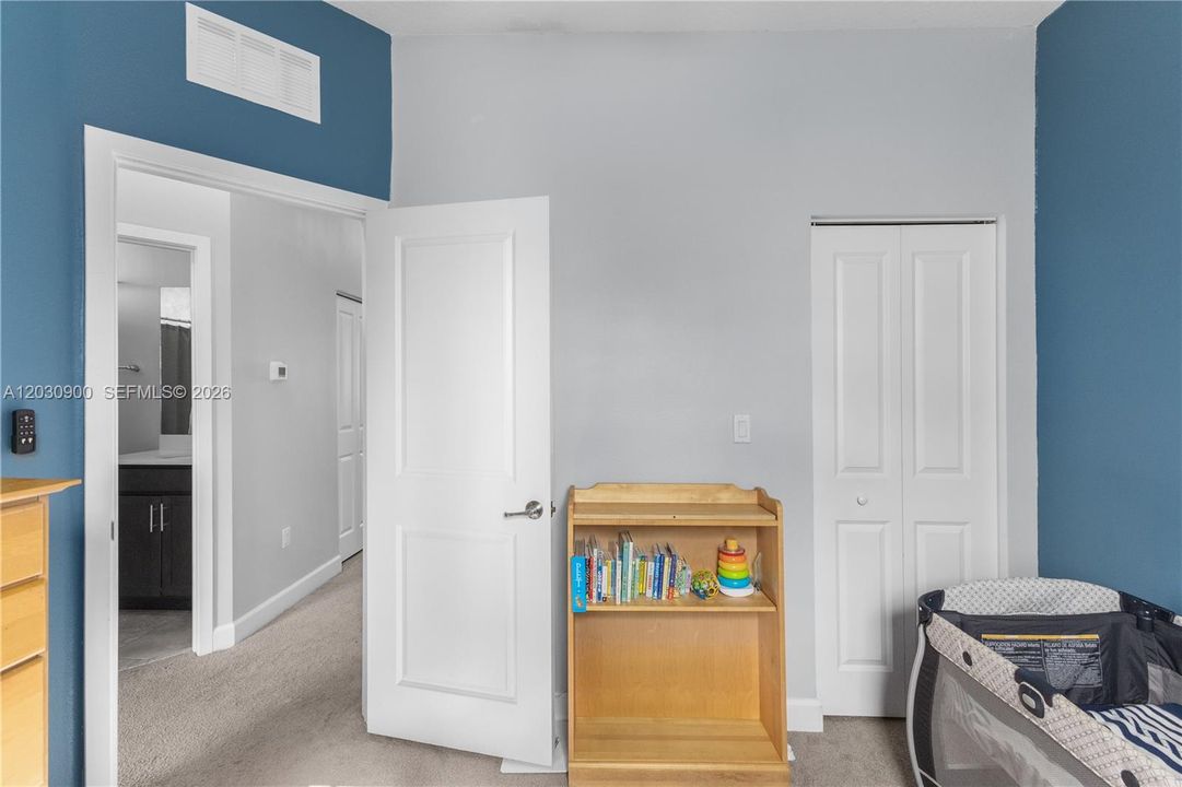 For Sale: $525,000 (3 beds, 2 baths, 1642 Square Feet)