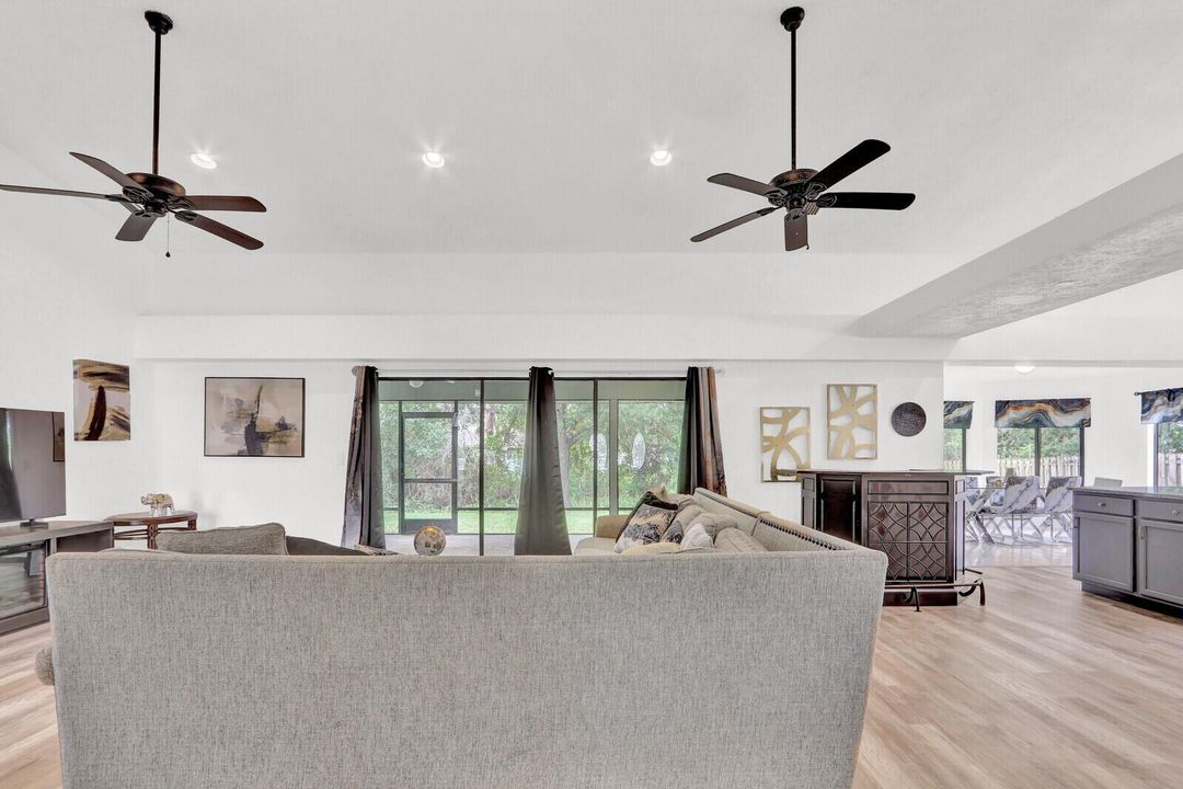 2Livingroom