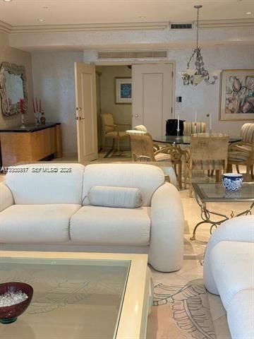 En Renta: $15,000 (2 camas, 3 baños, 2210 Pies cuadrados)