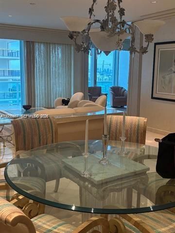 En Renta: $15,000 (2 camas, 3 baños, 2210 Pies cuadrados)