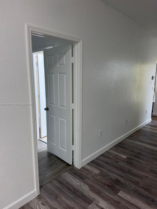 В аренду: $1,950 (2 спален, 2 ванн, 1048 Квадратных фут)
