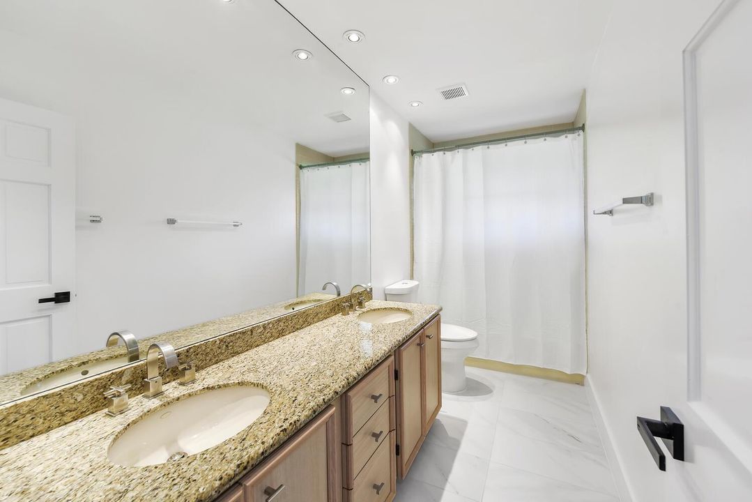 31.Bathroom3