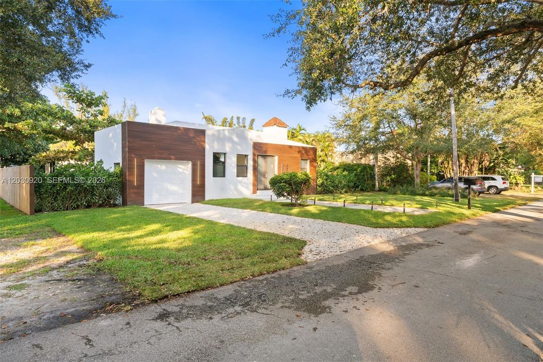 For Rent: $7,500 (4 beds, 3 baths, 2460 Square Feet)