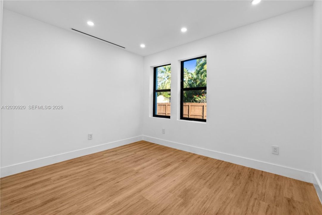 For Rent: $7,500 (4 beds, 3 baths, 2460 Square Feet)
