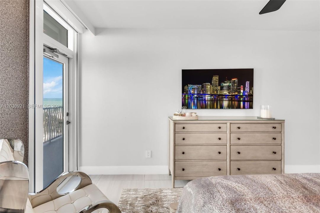For Rent: $8,500 (2 beds, 2 baths, 1170 Square Feet)