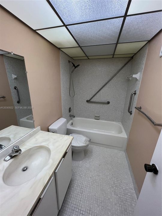 En Renta: $1,695 (2 camas, 2 baños, 865 Pies cuadrados)