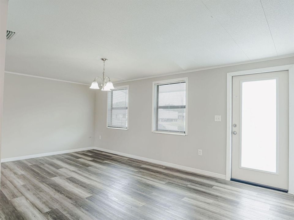 1028Kentukyave-7