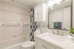 For Rent: $2,000 (2 beds, 2 baths, 1198 Square Feet)
