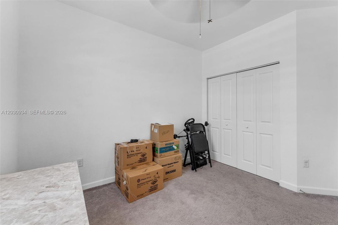 En Renta: $2,950 (3 camas, 2 baños, 1441 Pies cuadrados)