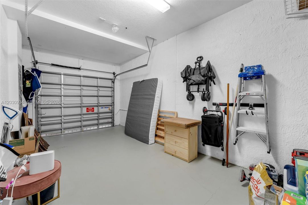 En Renta: $2,950 (3 camas, 2 baños, 1441 Pies cuadrados)