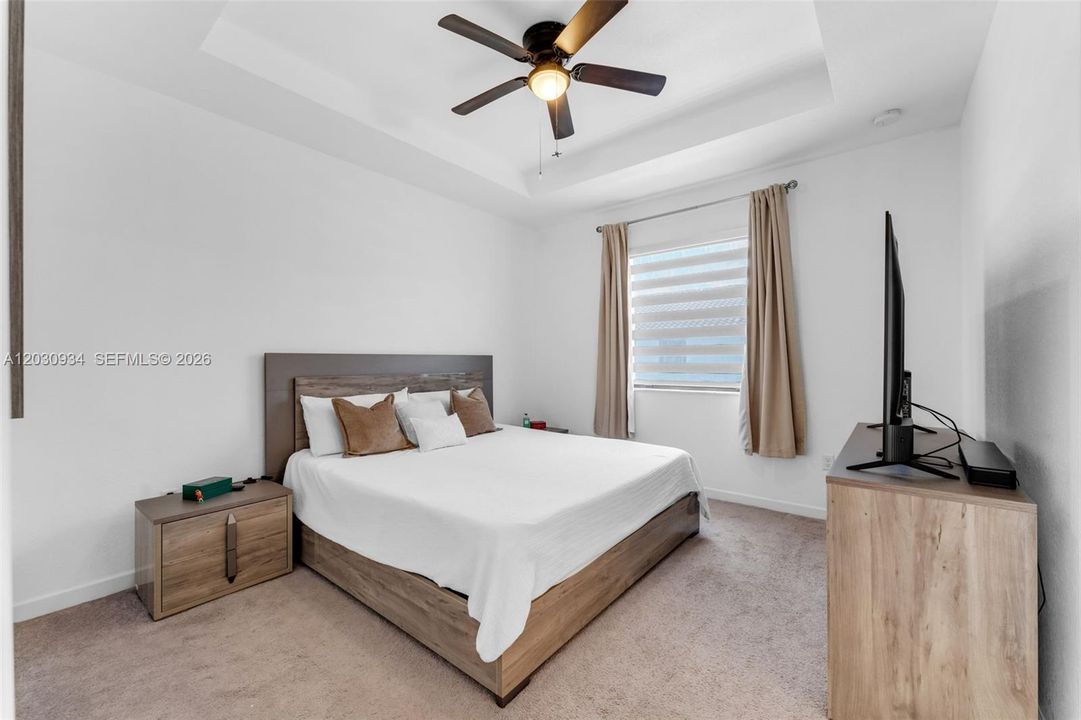 En Renta: $2,950 (3 camas, 2 baños, 1441 Pies cuadrados)