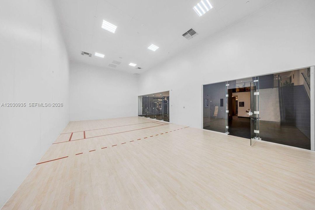En Venta: $549,900 (1 camas, 1 baños, 530 Pies cuadrados)