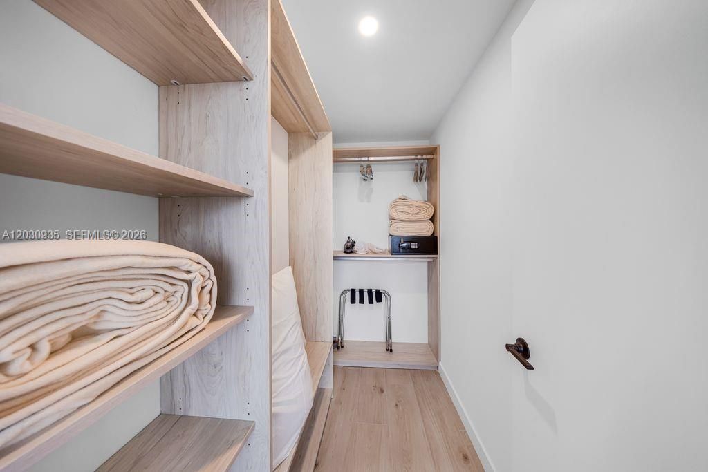 En Venta: $549,900 (1 camas, 1 baños, 530 Pies cuadrados)