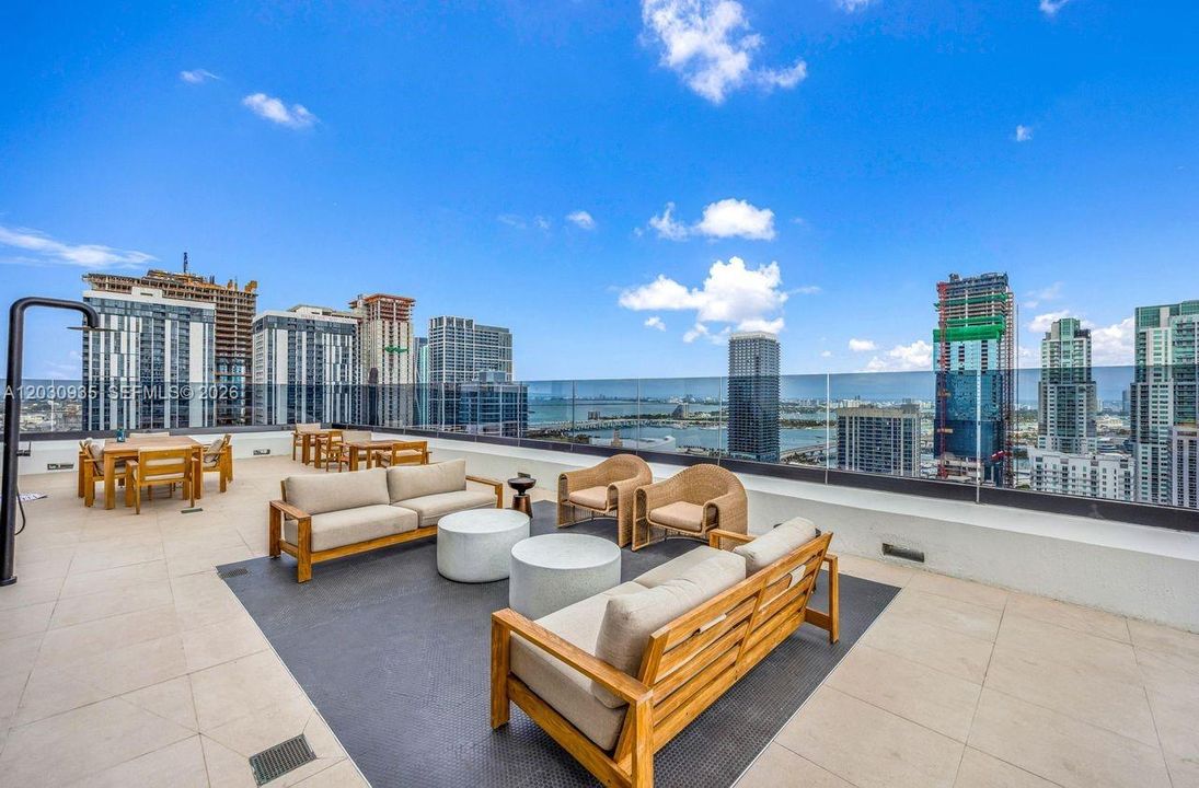 En Venta: $549,900 (1 camas, 1 baños, 530 Pies cuadrados)
