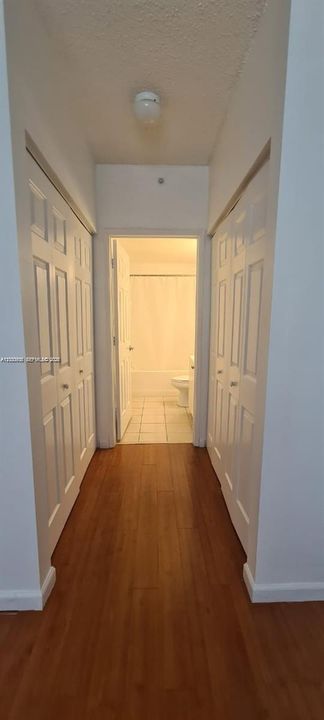 В аренду: $2,180 (2 спален, 2 ванн, 981 Квадратных фут)