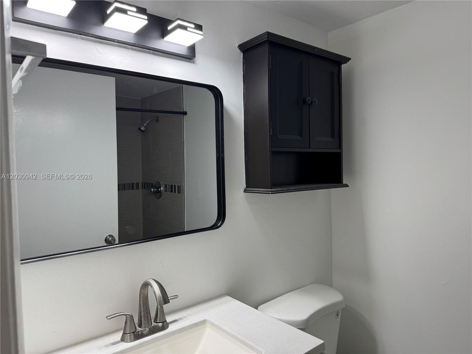 For Rent: $2,500 (3 beds, 2 baths, 1165 Square Feet)