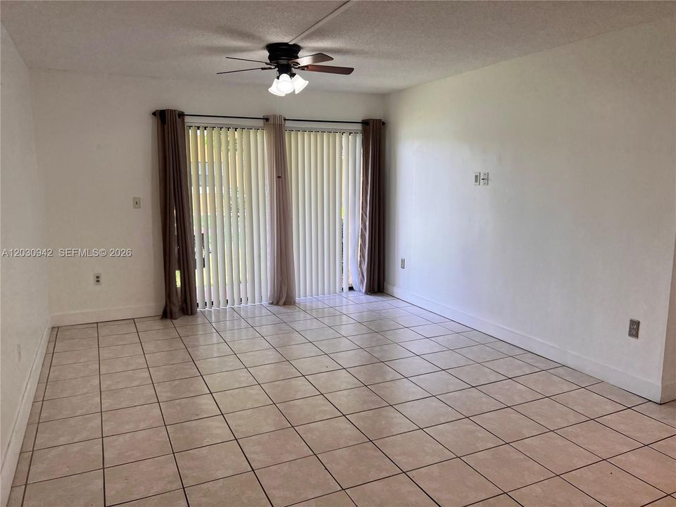 For Rent: $2,500 (3 beds, 2 baths, 1165 Square Feet)