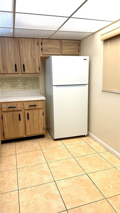 For Rent: $2,250 (2 beds, 2 baths, 965 Square Feet)