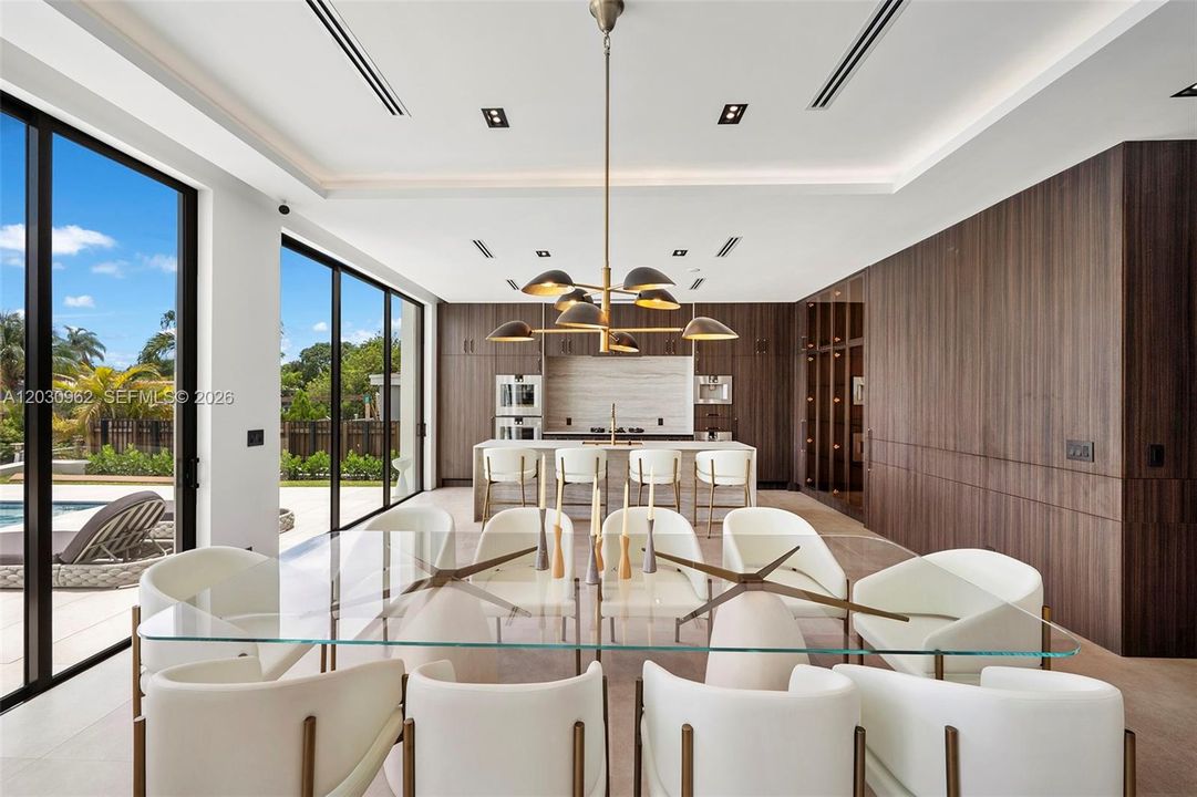 For Sale: $5,749,900 (6 beds, 6 baths, 5187 Square Feet)
