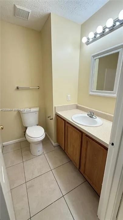 En Venta: $699,000 (0 camas, 0 baños, 2202 Pies cuadrados)