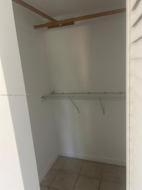 В аренду: $2,100 (2 спален, 1 ванн, 758 Квадратных фут)